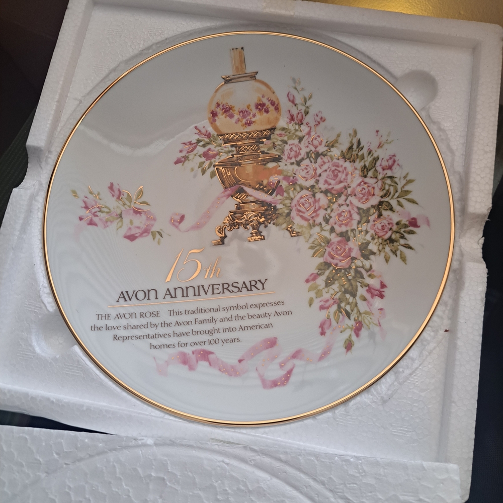Avon 15th Anniversary Plate with Pink and Gold Accents
